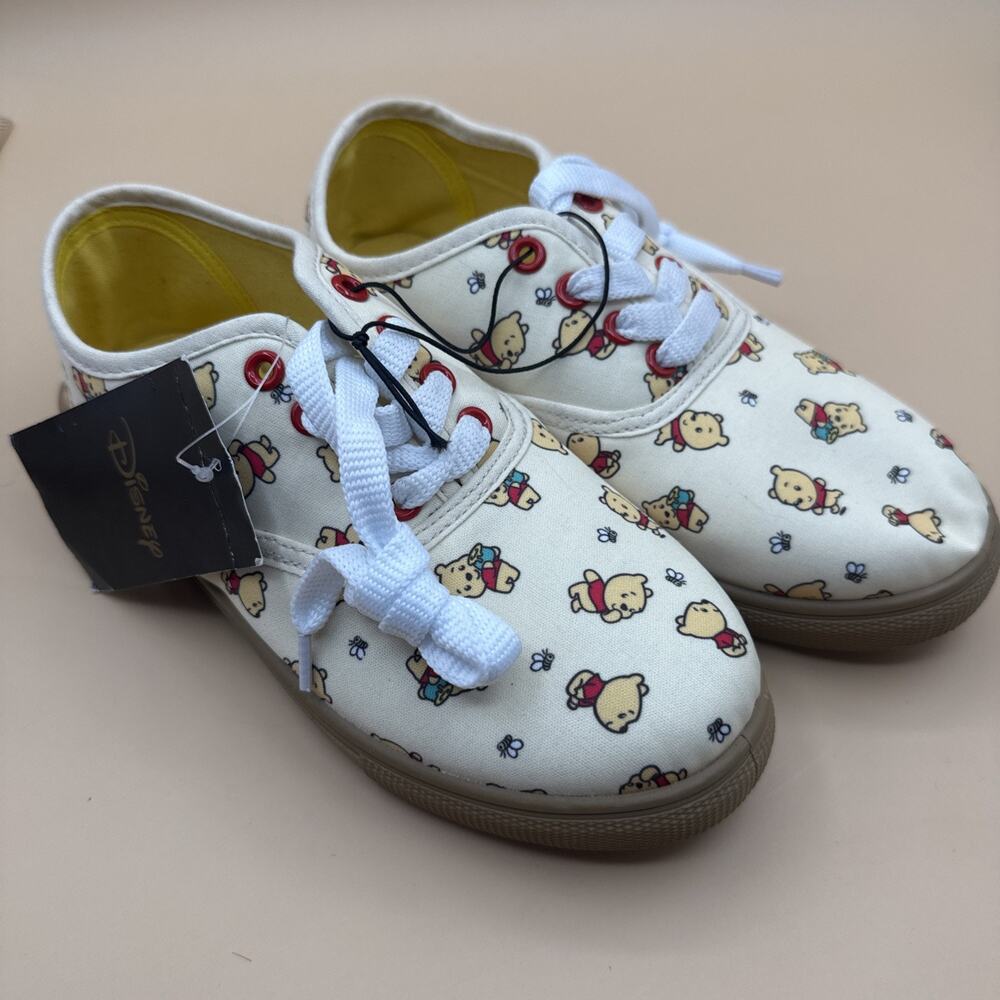 Disney Vans Authentics Winnie The Pooh Women's Size 6 Shoes Sneakers